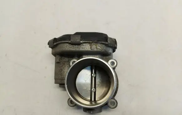 Ford Mustang IV Throttle body valve GB8E-9F991-BC