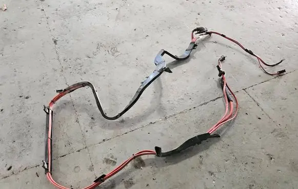 BMW M6 Positive cable (battery) 9151341 10304410 EE991Z