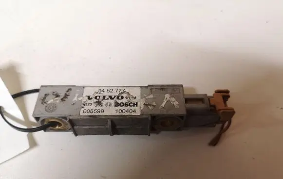 Volvo S80 Airbag deployment crash/impact sensor 9452777 005599 100404