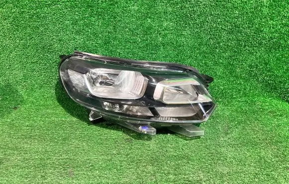 Opel Vivaro Headlight/headlamp 980856768000