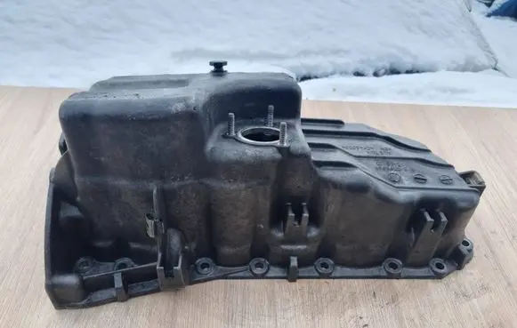 BMW 5 E60 E61 Oil sump 7797969 14341610