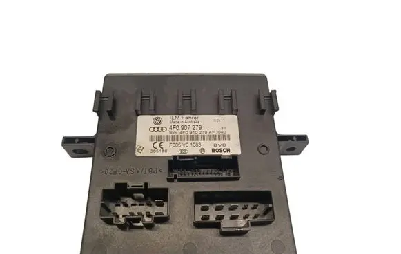 Audi Q7 4L Comfort/convenience module 4F0907279 F005V01083 4F0910279AF