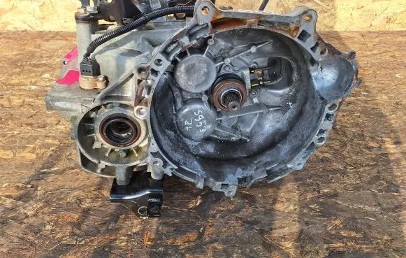 Hyundai ix35 Manual 6 speed gearbox S953JL