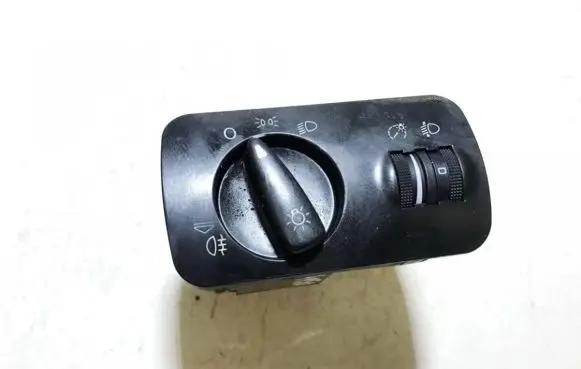 Light switch