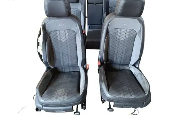 Volkswagen Tiguan Seat set 