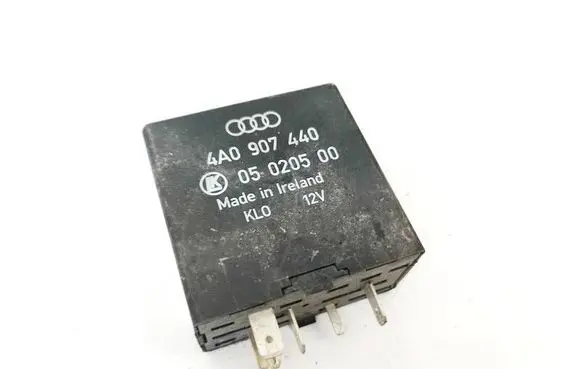 Audi A4 S4 B5 8D Other relay 4A0907440 05020500