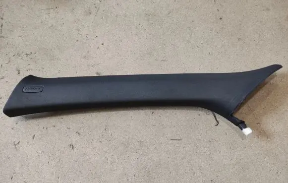 Porsche Macan (95B) (A) pillar trim 95B867233