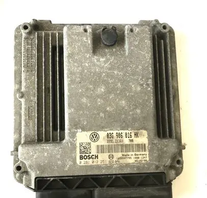 Volkswagen Touran I Engine control unit/module 0281012251 03G906016HK