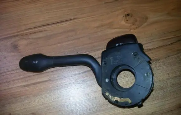 Volkswagen Golf III Indicator stalk