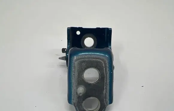 Peugeot 3008 III Rear door lower hinge 9850559480
