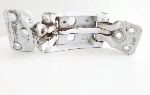 Mercedes-Benz Sprinter W906 Loading door upper hinge A9067400197