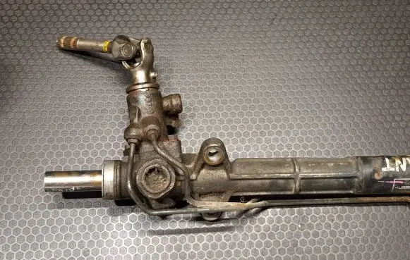 Mitsubishi Galant Power steering pump