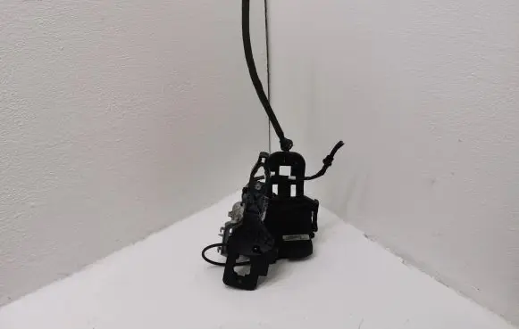 Hyundai ix20 Front door lock