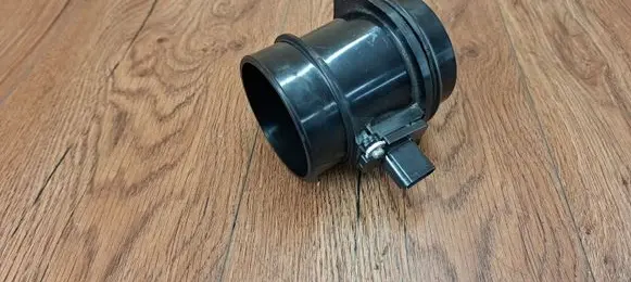 Ford Focus C-MAX Mass air flow meter 4M5112B579CC