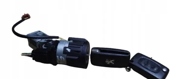 Peugeot RCZ Ignition lock 9663123280