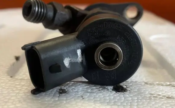 Mazda 3 I Fuel injector 0445110259
