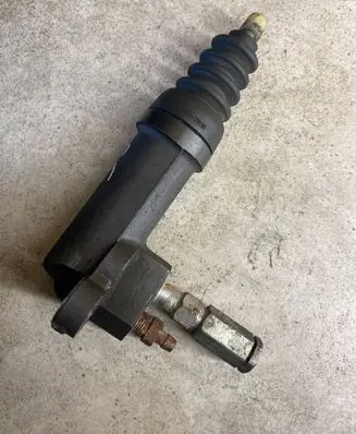 Audi A6 S6 C5 4B Clutch master cylinder