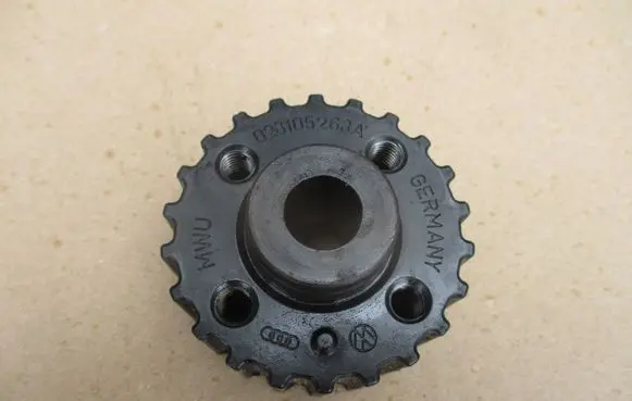 Ford Galaxy Crankshaft pulley 028105263A