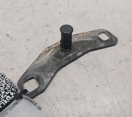 Audi A6 S6 C5 4B Loading door lock loop/hook striker 4B5827507A