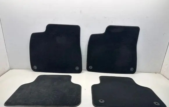 Audi Q7 4M Car floor mat set 4M1863011F 4M1863011C