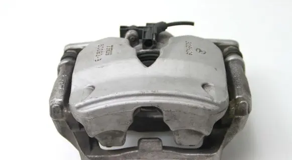 Mercedes-Benz C W205 Front brake caliper 50093B