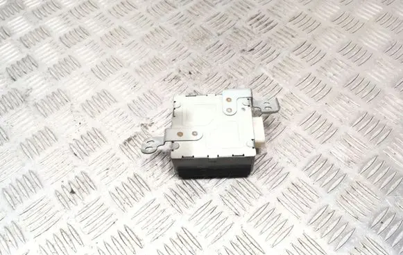 Coolant fan relay