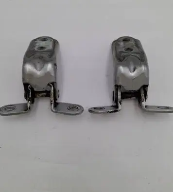 KIA Sportage Front door lower hinge 