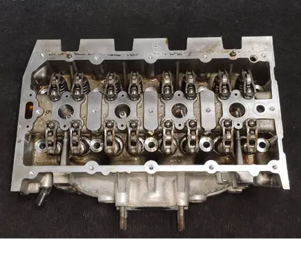 Seat Leon (5F) Engine head 04L103404AS
