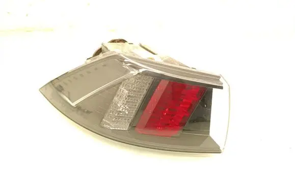 Peugeot 508 II Rear/tail lights 9813508580