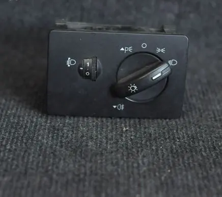 Ford Focus Light switch