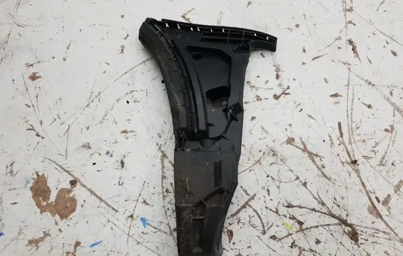 Volvo XC90 Front bumper mounting bracket 30698129