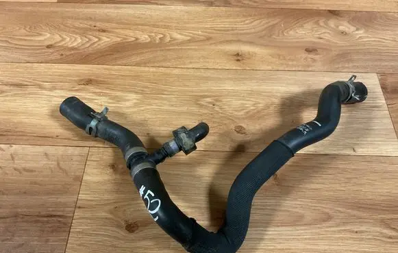 Ford C-MAX II Engine coolant pipe/hose AV618C351BF