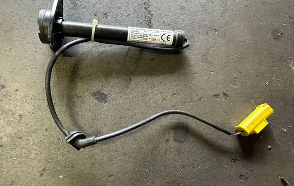 Mercedes-Benz C W205 Airbag deployment crash/impact sensor A2059060002
