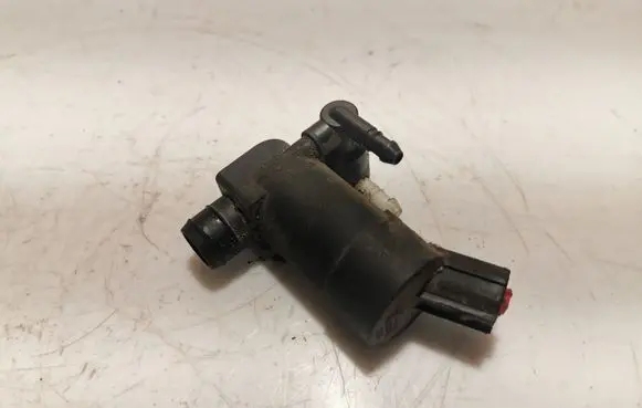 Volvo V70 Windscreen/windshield washer pump PA6GB25