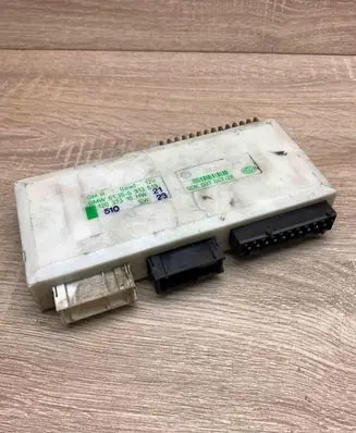 BMW 5 E39 Comfort/convenience module 6913519 12037310 5DK00704728