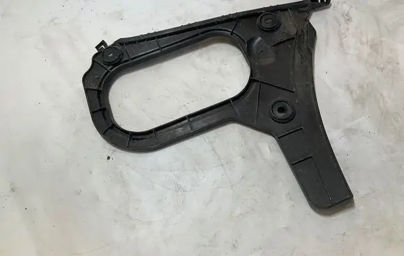 Audi A3 S3 8V Rear bumper mounting bracket 8V5807377A