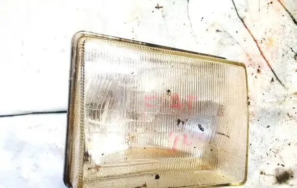 Fiat Uno Headlight/headlamp siem14000