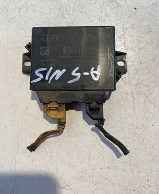 Audi A5 8T 8F Parking PDC control unit/module 8K0919475