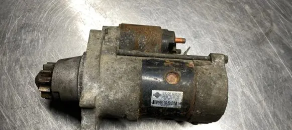 Nissan Almera Tino Starter motor 23300AU600