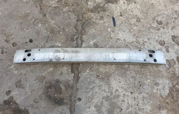 Lexus RX 300 Front bumper cross member