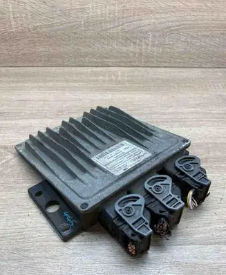 Renault Clio II Engine control unit/module ECU 8200250662 HOM8200129063 WithPlug