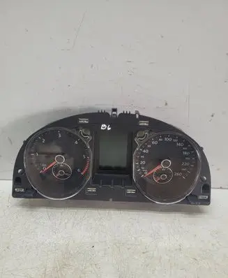 Volkswagen PASSAT B6 Speedometer (instrument cluster) 3219792