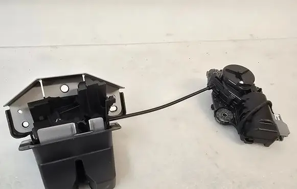 Volvo XC60 Tailgate/trunk/boot lock/catch/latch 31349975