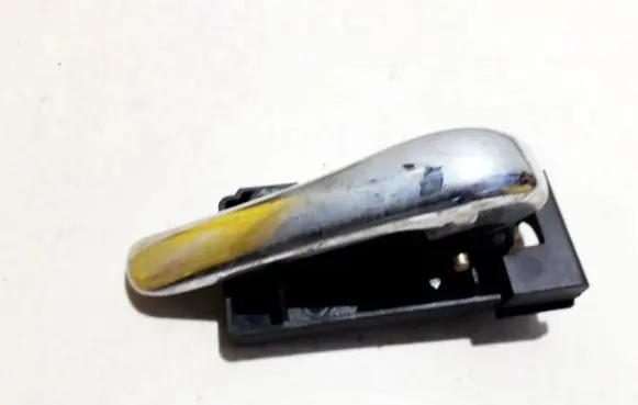 Alfa Romeo 156 Rear door interior handle a739