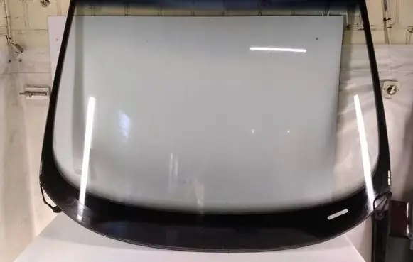 Seat Altea XL Front windscreen/windshield window 43R001589 DOT682AS1M1247
