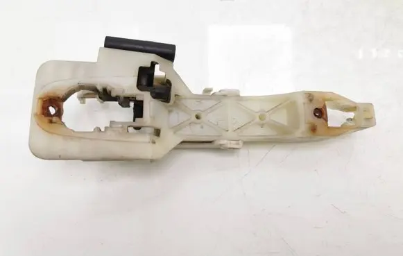 Front door exterior handle/bracket