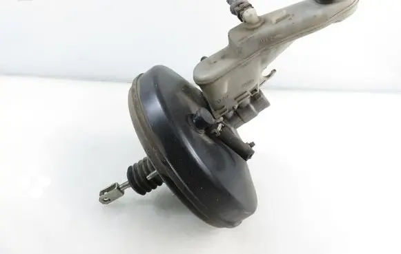 Suzuki SX4 Brake booster 0204051436