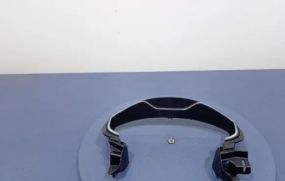 Other sill/pillar trim element