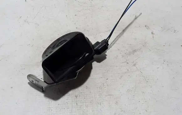 Volvo V40 Horn signal 32237982