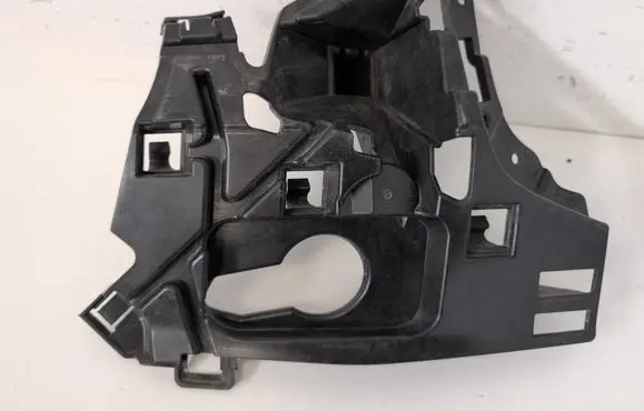 Volvo XC60 Front bumper mounting bracket 32234932